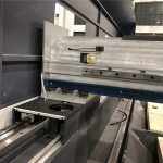 kicsi méretű precíziós szálas lézervágó gép automatikus pozicionálás 800 watt